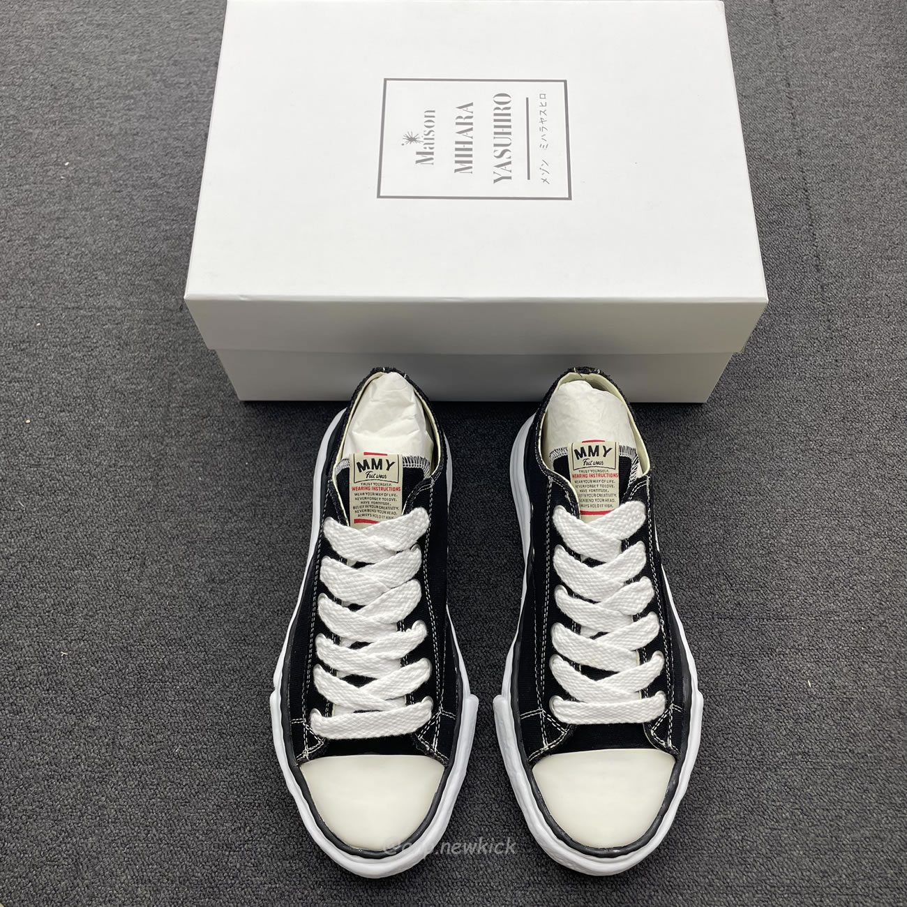 Maison Mihara Yasuhiro Hank Low Top Sneakers Black (10) - www.newkick.org